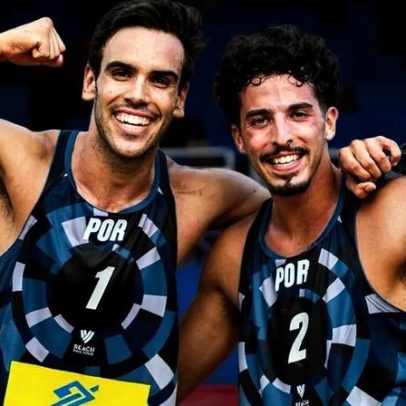 Pedrosa e Campos apuram-se aos oitavos de final do Mundial de voleibol de praia