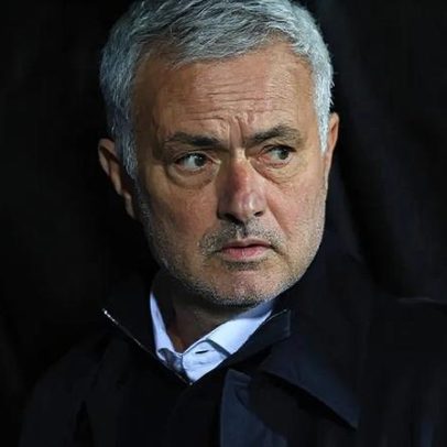 Benfica apresenta XI inicial contra Nacional; Mourinho promove estreia na Liga