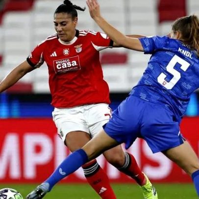 Benfica empata 1-1 com Twente num desfecho agridoce