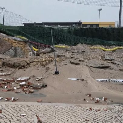 Danos no sintético do Botafogo podem piorar; risco de queda do muro