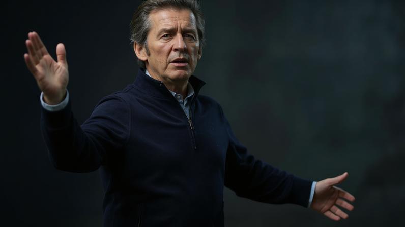 Joey Barton afasta-se das redes após condenação por partilhar conteúdos ofensivos