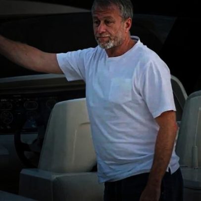 Obi Mikel afirma que Abramovich só emprestava iates a dois jogadores
