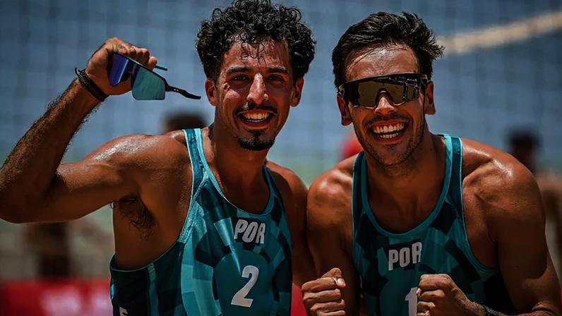 João Pedrosa e Hugo Campos vencem na estreia no Mundial de voleibol de praia