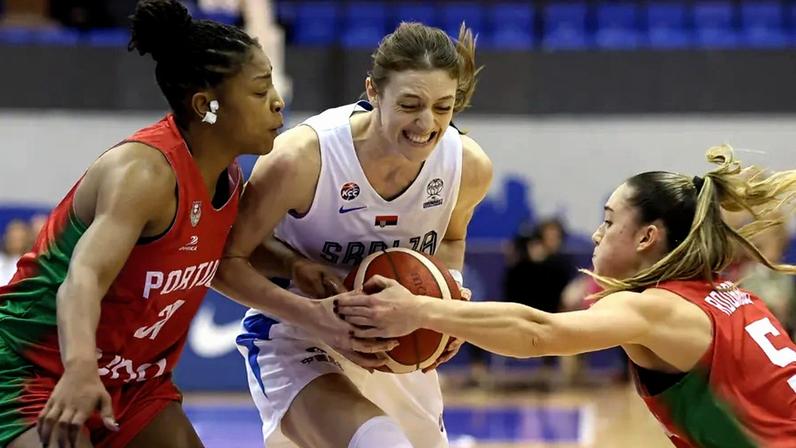 Portugal perde com a Sérvia na qualificação do Europeu feminino de basquetebol