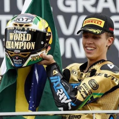 Diogo Moreira vence campeonato mundial de Moto2