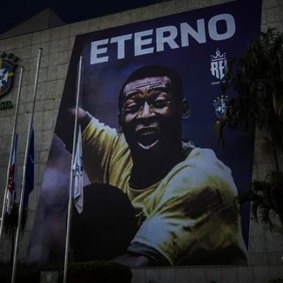 Pai de Neymar compra marca de Pelé por valores astronómicos