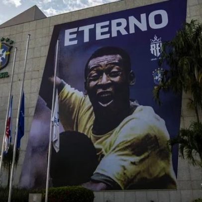 Pai de Neymar compra marca de Pelé por valores elevados