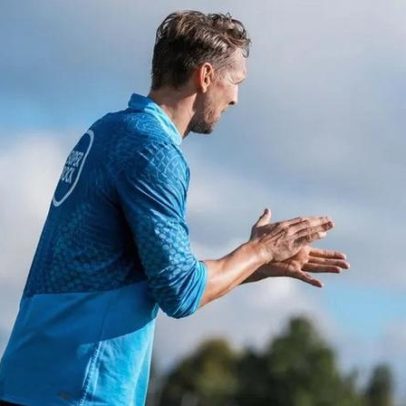 De Jong e Borja Sainz reintegrados aos treinos do FC Porto