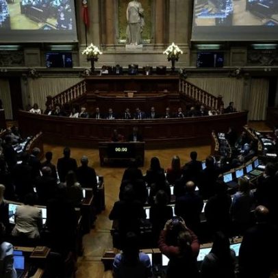 Propostas inusitadas do OE: cortes inexistentes, jogos, amoras e roupa cosida