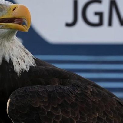 Lazio apresenta nova águia dez meses após polémica com prótese de Juan Bernabé