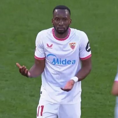 Lukebakio expulso; fica fora do próximo jogo do Benfica