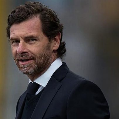 Villas-Boas expõe posição do FC Porto junto do CA e sai aos 30 minutos