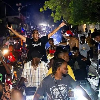 Haiti vai ao Mundial 2026 em país em guerra, sem jogos em casa desde 2021