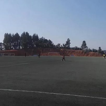 Fogo obriga mudança de local de treinos da seleção distrital sub-14 de Coimbra