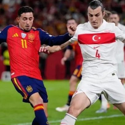 Seleção turca denuncia roubo de joias no balneário após jogo com a Espanha