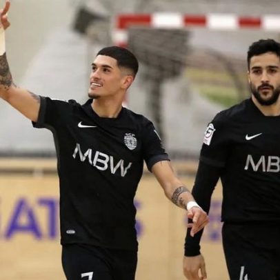 Sporting goleia Famalicão e sobe ao 2.º lugar da Liga Placard