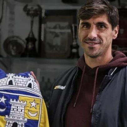 David Maside pode travar Farioli pela primeira vez em Portugal