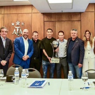 Di María vence título pelo Rosario Central, troféu não consta no regulamento