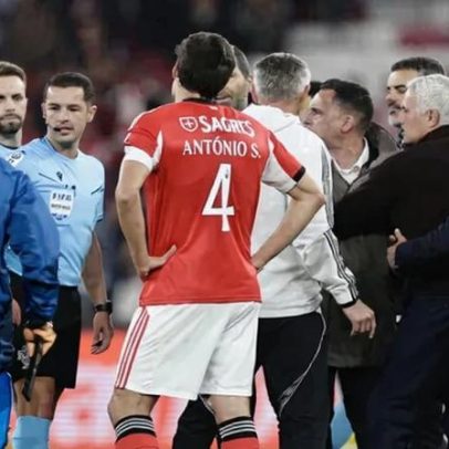 Arbitragens de Santa Clara-Sporting e Benfica-Casa Pia insatisfatórios