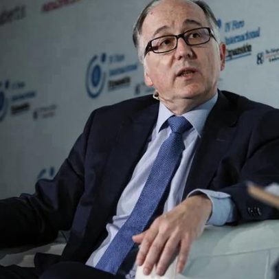 IAG avança para TAP, mas quer esclarecer temas antes de oferecer