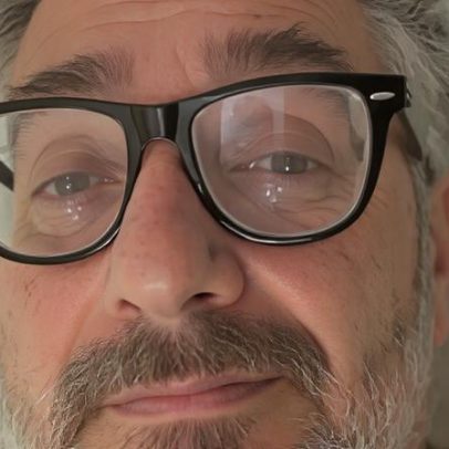 Nuno Markl regressa às redes sociais durante recuperação de hemorragia no cérebro