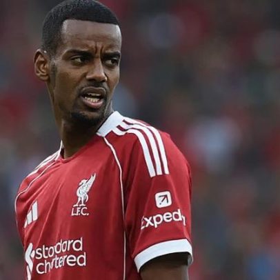 Alexander Isak gasta 34 mil euros em cão de guarda