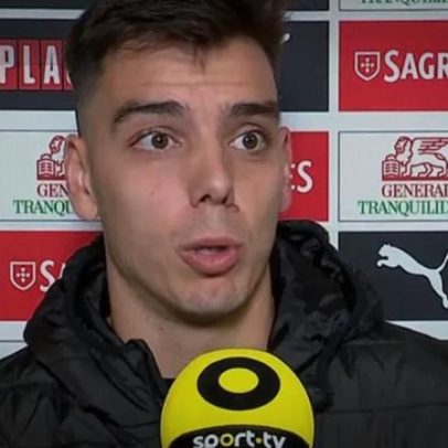 Gonçalo Batalha regressa a Alvalade e emociona-se com lágrimas