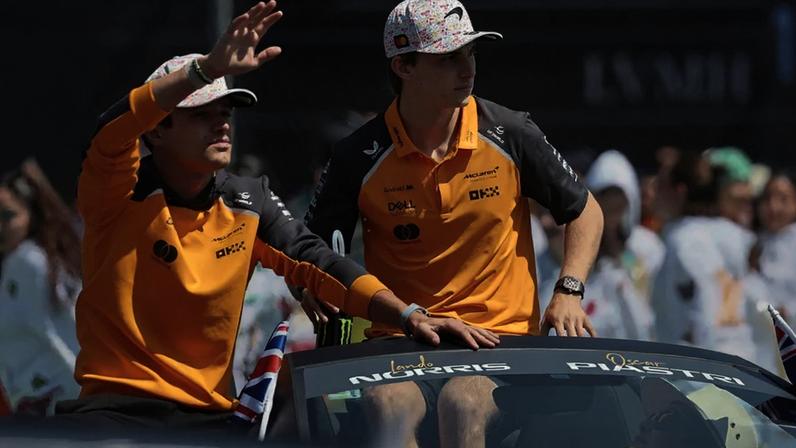 Lando Norris e Oscar Piastri, pilotos da McLaren