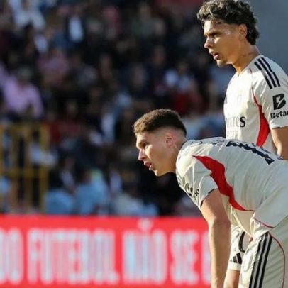 Bolas paradas pesadas marcam era Mourinho, exemplo do jogo com o Atlético