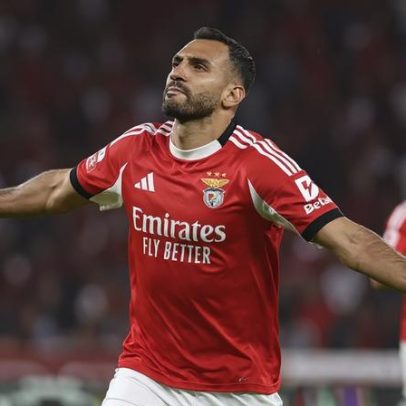 Pavlidis habituado a brilhar na Johan Cruyff Arena e já foi carrasco do Ajax
