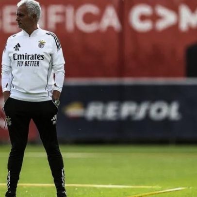Benfica divulga programa para o Nacional; Mourinho só na BTV e viagem sexta-feira à tarde