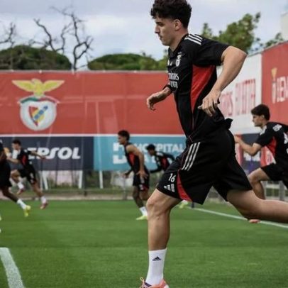 Manu Silva convocado pelo Benfica procura estreia na Champions