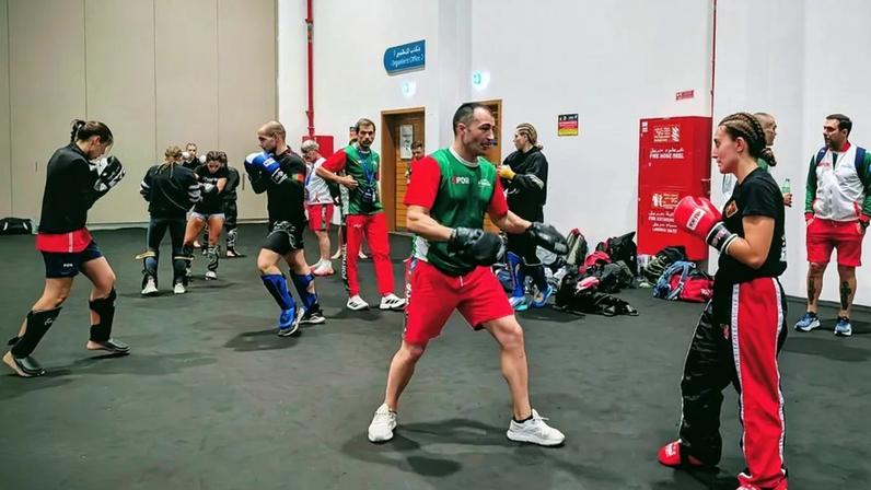 Atletas portugueses preparam-se para o Mundial de kickboxing