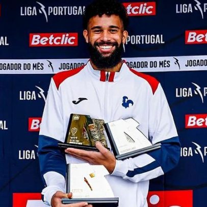 Pablo feliz com prémios, diz viver o melhor momento da carreira