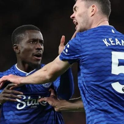 Treinador do Everton desvaloriza ação de Gueye e gosta de jogadores zangados