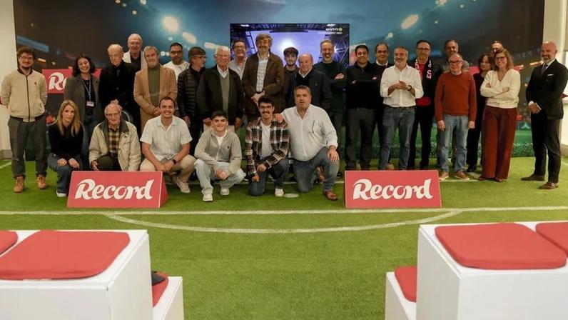 Record abriu as portas aos apaixonados por futebol