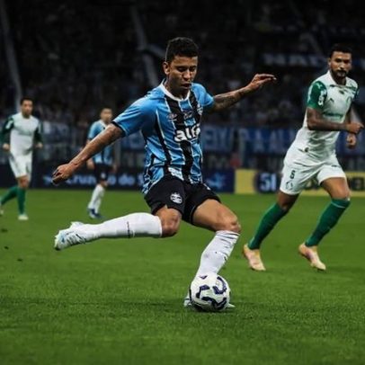 Palmeiras perde; Flamengo aproxima-se do título brasileiro