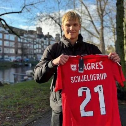 Adepto holandês espera no frio pela presença de Schjelderup no Benfica