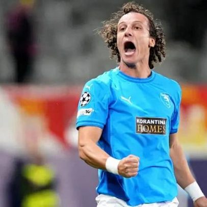 David Luiz torna-se no segundo jogador mais velho a marcar na Liga dos Campeões