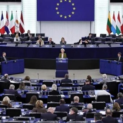 Parlamento Europeu aprova relatório pedindo 16 anos para redes sociais