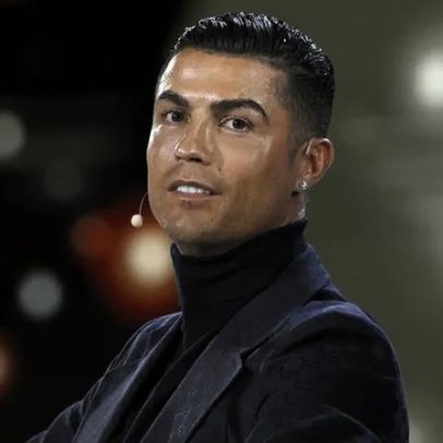 Cristiano Ronaldo torna-se acionista da WOW FC e ingressa no MMA
