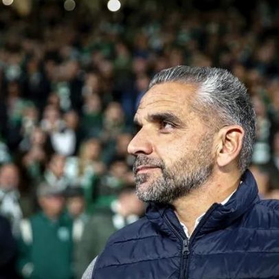 Sporting apresenta o onze para jogo com Estrela da Amadora com novidade na defesa