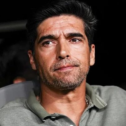 Abel Ferreira anuncia o próximo passo: a palavra vale mais que a assinatura