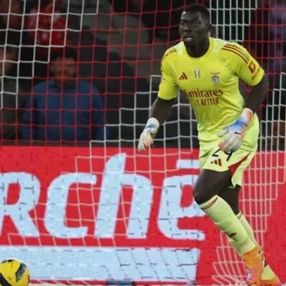 Samuel Soares renova com o Benfica; guarda-redes é premiado