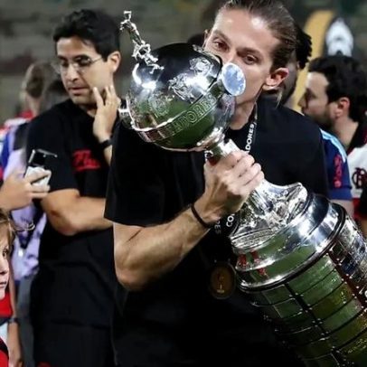 Presidente do Flamengo quer manter Filipe Luís e diz ter superado Jorge Jesus