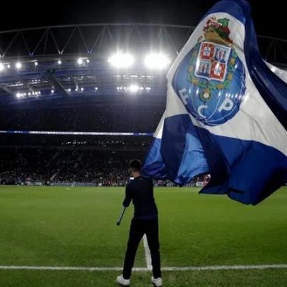 FC Porto vence Estoril por 1-0; cautela mantém-se