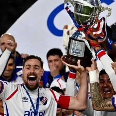 Coates, ex-capitão do Sporting, campeão uruguaio, pode encerrar carreira