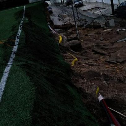 Campo do Botafogo Futebol Clube desaba devido ao mau tempo