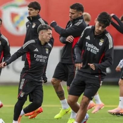 Onze provável do Benfica para o jogo com o Ajax