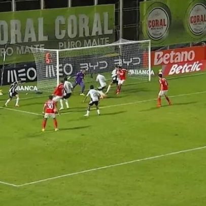 Pavlidis brilha com Mourinho e é mais letal que na época passada